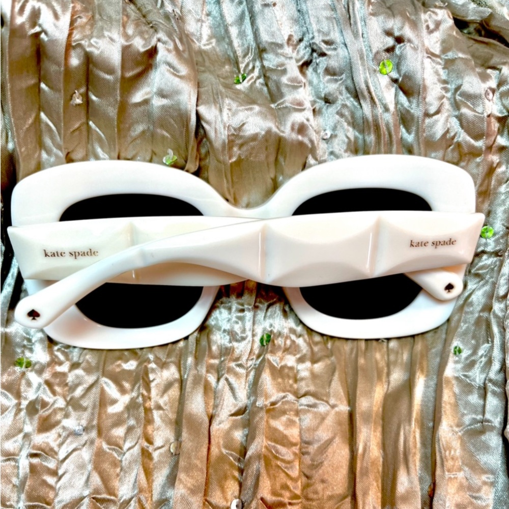Kate Spade ♠️ New York: “JOSEY/G/S ✨ Hello Sunshine Cat. 3” Ivory Sunglasses